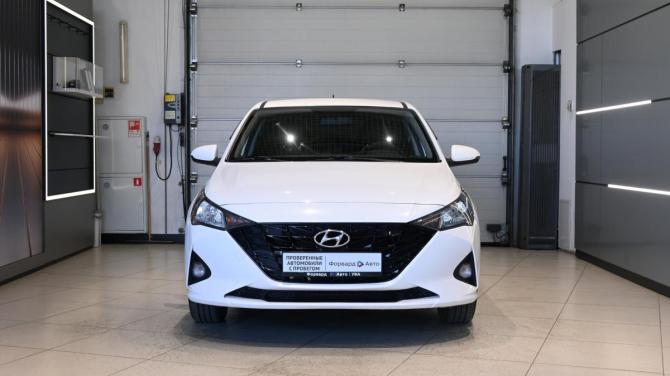 Hyundai Solaris II Рестайлинг с пробегом 2021 года, цена 1 320 000 рублей, 171501 км, седан, Автокод Объявления