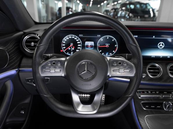 Mercedes-Benz E-Класс V (W213 S213 C238) с пробегом 2018 года, цена 3 600 000 рублей, 97542 км, седан, Автокод Объявления