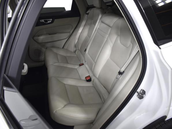 Volvo XC60 II с пробегом 2019 года, цена 2 545 200 рублей, 233754 км, внедорожник, Автокод Объявления