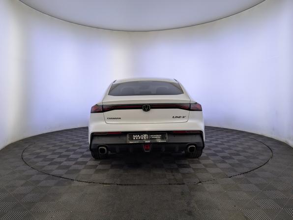 Changan UNI-V I с пробегом 2023 года, цена 2 100 000 рублей, 49815 км, лифтбек, Автокод Объявления