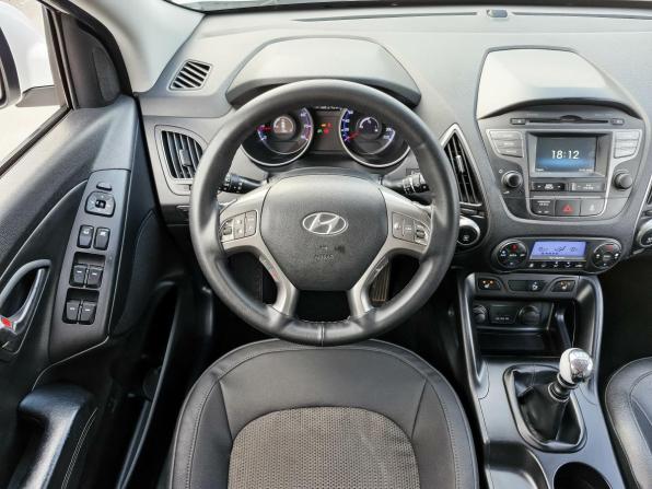 Hyundai ix35 I Рестайлинг с пробегом 2013 года, цена 1 262 000 рублей, 162342 км, внедорожник, Автокод Объявления