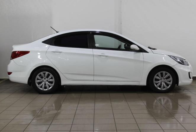 Hyundai Solaris I с пробегом 2013 года, цена 830 000 рублей, 184960 км, седан, Автокод Объявления