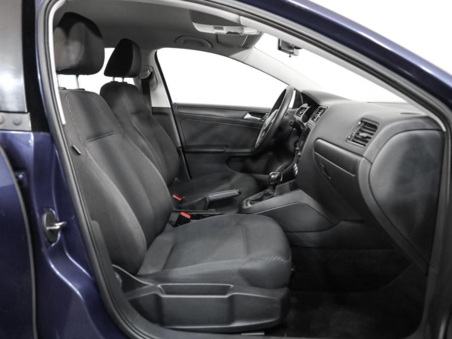 Volkswagen Jetta VI Рестайлинг Санкт-Петербург  - изображение 18