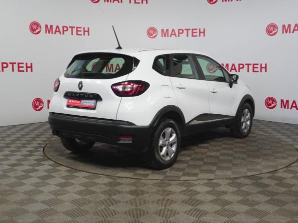 Renault Kaptur I Рестайлинг с пробегом 2021 года, цена 1 330 000 рублей, 159454 км, внедорожник, Автокод Объявления