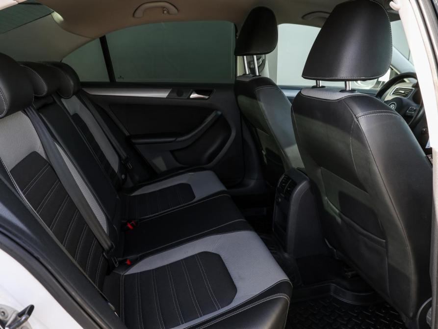 Volkswagen Jetta VI Москва  - изображение 11