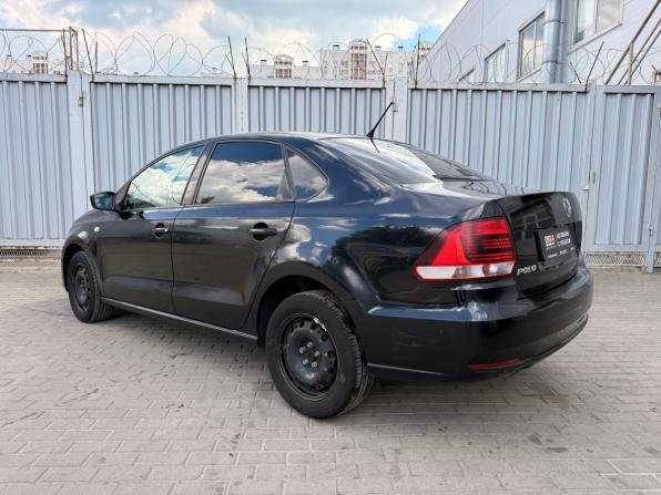 Volkswagen Polo V Рестайлинг с пробегом 2015 года, цена 838 000 рублей, 219500 км, седан, Автокод Объявления
