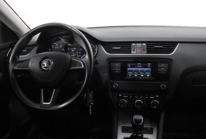 Skoda Octavia III (A7) с пробегом 2017 года, цена 1 475 000 рублей, 116163 км, лифтбек, Автокод Объявления