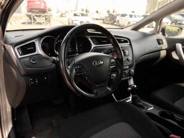 Kia Ceed II с пробегом 2015 года, цена 1 450 000 рублей, 138813 км, хэтчбек, Автокод Объявления