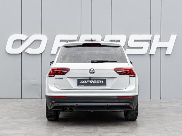 Volkswagen Tiguan II с пробегом 2018 года, цена 1 929 000 рублей, 204886 км, внедорожник, Автокод Объявления