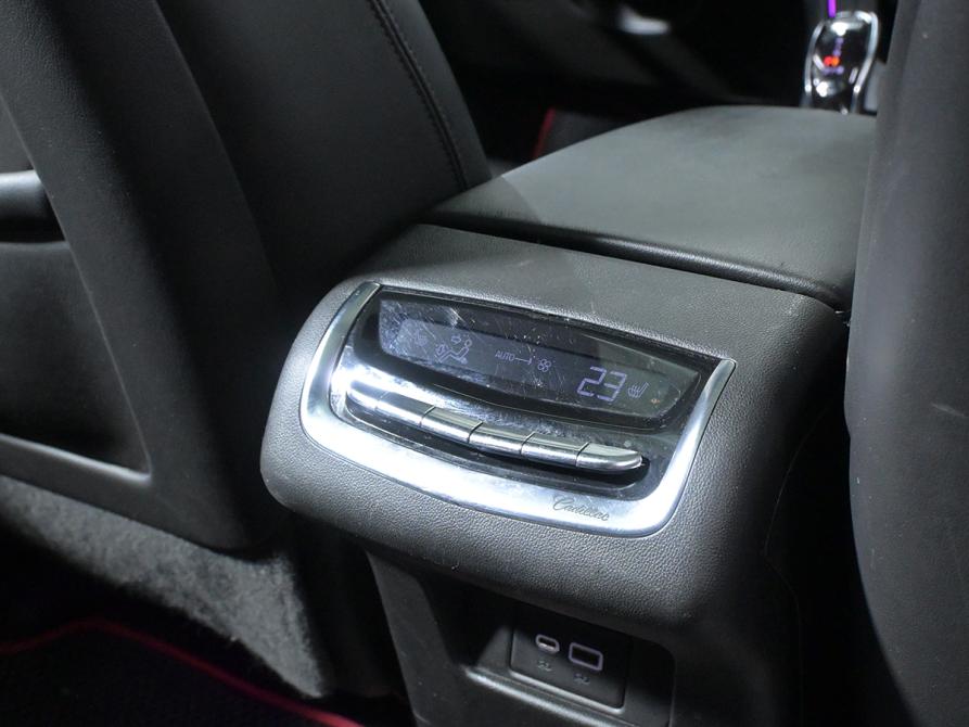 Cadillac XT6 I Москва  - изображение 17