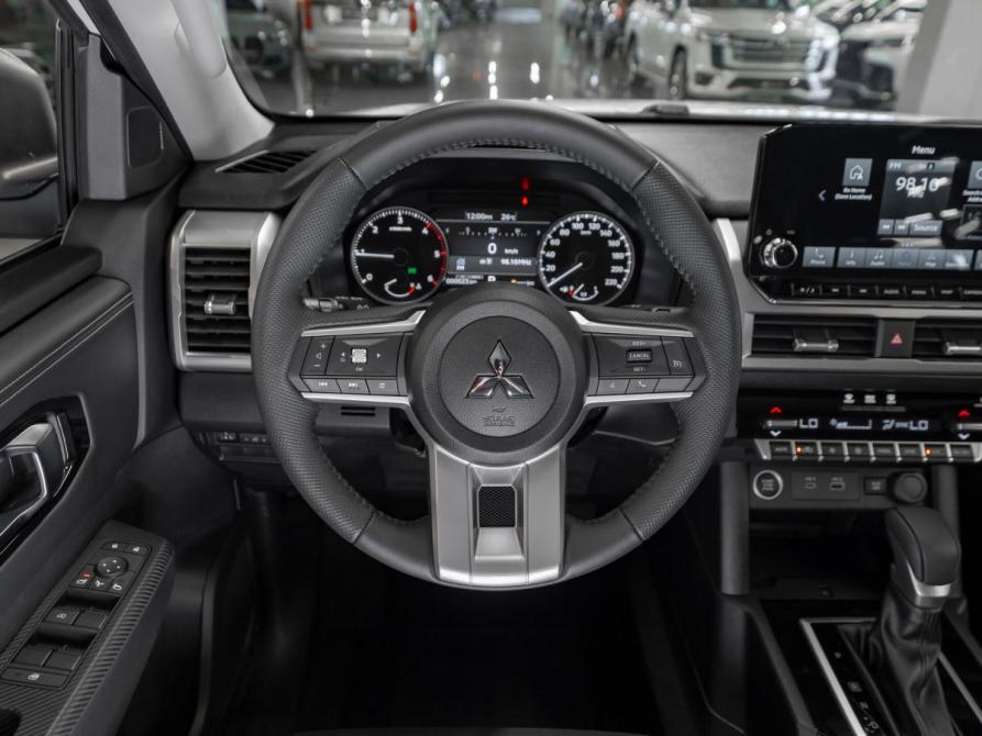 Mitsubishi L200 VI Москва  - изображение 10