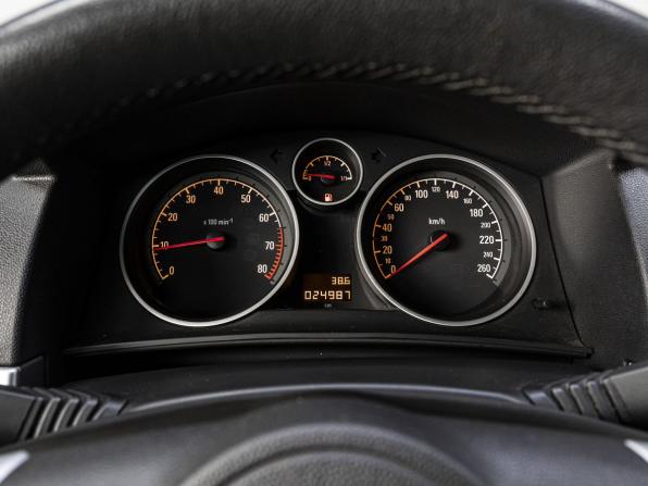 Opel Astra H Рестайлинг с пробегом 2011 года, цена 899 000 рублей, 24985 км, универсал, Автокод Объявления