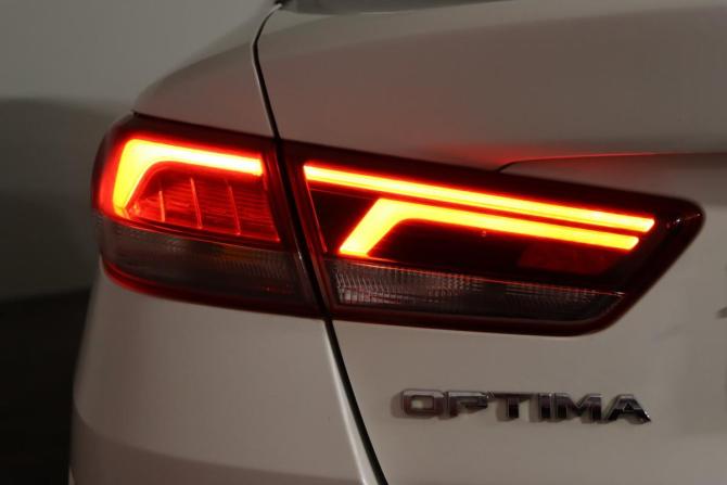 Kia Optima IV Рестайлинг с пробегом 2019 года, цена 2 299 990 рублей, 63127 км, седан, Автокод Объявления