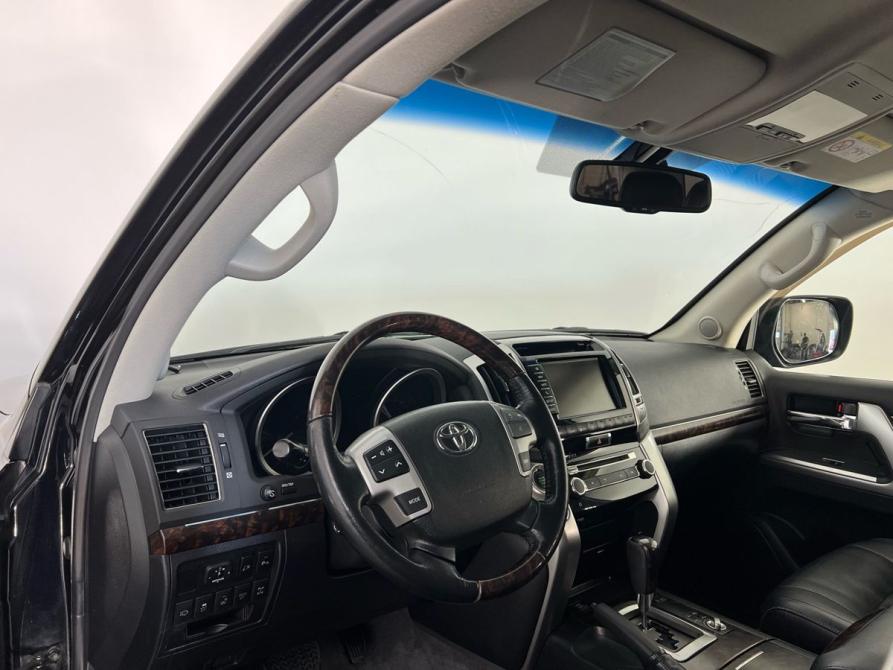 Toyota Land Cruiser 200 Series Рестайлинг 1 Архангельск  - изображение 12