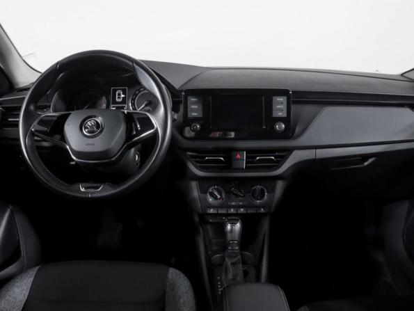 Skoda Rapid II с пробегом 2022 года, цена 1 890 000 рублей, 65466 км, лифтбек, Автокод Объявления