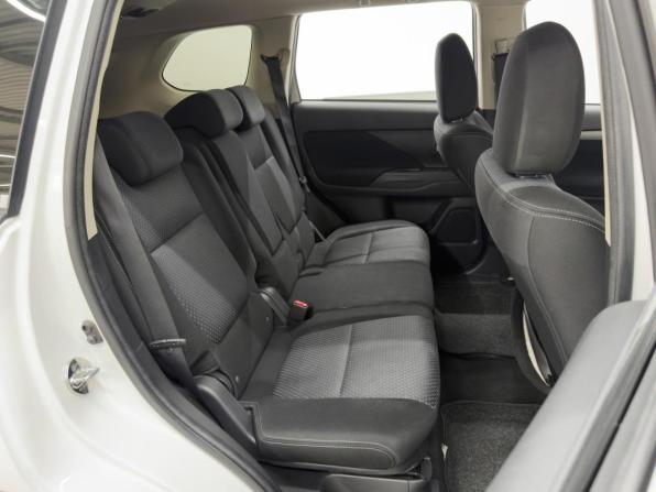 Mitsubishi Outlander III Рестайлинг 2 с пробегом 2018 года, цена 1 720 000 рублей, 168793 км, внедорожник, Автокод Объявления