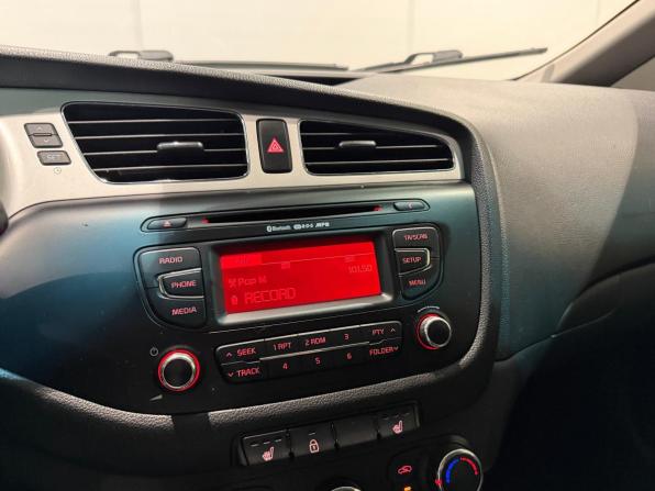 Kia Ceed II с пробегом 2013 года, цена 835 000 рублей, 241000 км, универсал, Автокод Объявления