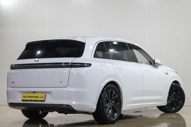 Li Auto (Lixiang) L7 I с пробегом 2023 года, цена 5 929 000 рублей, 39000 км, внедорожник, Автокод Объявления