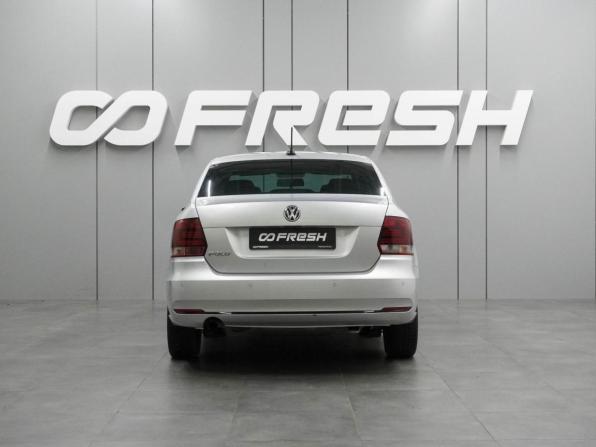 Volkswagen Polo V Рестайлинг с пробегом 2019 года, цена 1 179 000 рублей, 146701 км, седан, Автокод Объявления