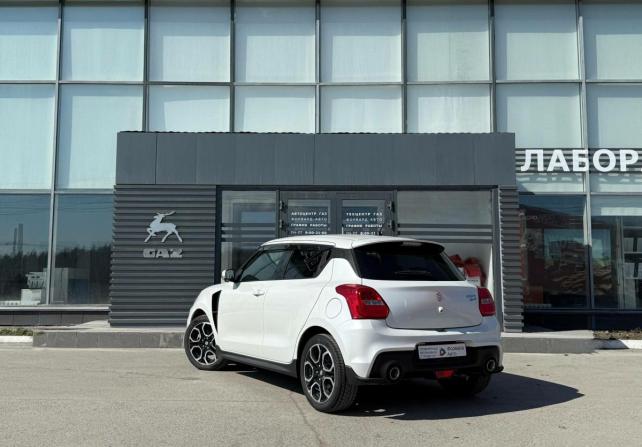 Suzuki Swift V с пробегом 2019 года, цена 1 480 000 рублей, 92655 км, хэтчбек, Автокод Объявления