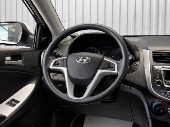 Hyundai Solaris I с пробегом 2011 года, цена 817 000 рублей, 119348 км, седан, Автокод Объявления