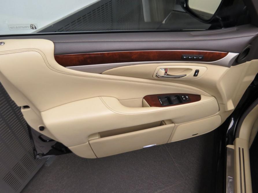 Lexus LS IV Рестайлинг 2 Екатеринбург  - изображение 18