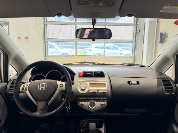 Honda Jazz I Рестайлинг с пробегом 2008 года, цена 590 000 рублей, 152850 км, хэтчбек, Автокод Объявления