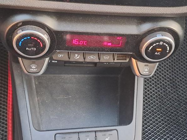 Kia Rio IV с пробегом 2019 года, цена 1 020 000 рублей, 183390 км, седан, Автокод Объявления