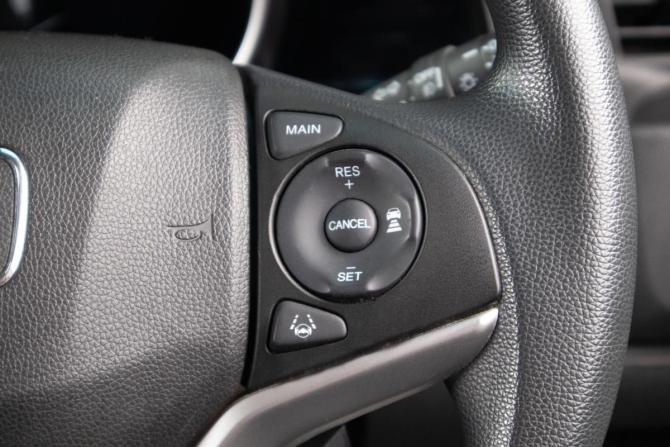 Honda Fit III Рестайлинг с пробегом 2019 года, цена 1 299 000 рублей, 65503 км, хэтчбек, Автокод Объявления