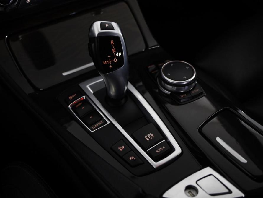 BMW 5 серии VI (F10/F11/F07) Рестайлинг Санкт-Петербург  - изображение 21