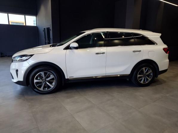 Kia Sorento III Prime Рестайлинг с пробегом 2018 года, цена 2 906 000 рублей, 124771 км, внедорожник, Автокод Объявления