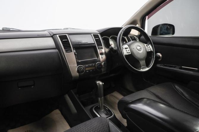 Nissan Tiida I с пробегом 2008 года, цена 649 000 рублей, 323000 км, хэтчбек, Автокод Объявления