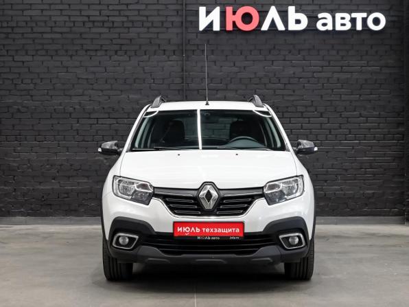 Renault Sandero II Рестайлинг с пробегом 2020 года, цена 1 300 000 рублей, 76514 км, хэтчбек, Автокод Объявления