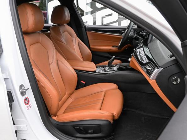 BMW 5 серии VII (G30/G31/G38) с пробегом 2017 года, цена 2 699 000 рублей, 117937 км, седан, Автокод Объявления
