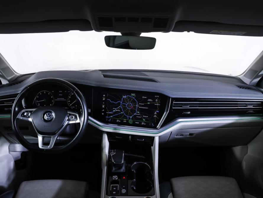 Volkswagen Touareg III Москва  - изображение 17