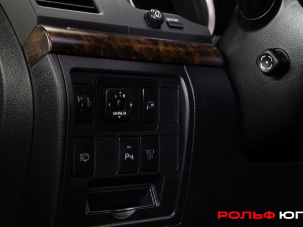 Toyota Land Cruiser 200 Series с пробегом 2011 года, цена 3 398 000 рублей, 237289 км, внедорожник, Автокод Объявления