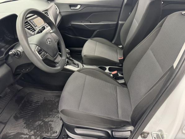 Hyundai Solaris II Рестайлинг с пробегом 2022 года, цена 1 560 000 рублей, 114004 км, седан, Автокод Объявления