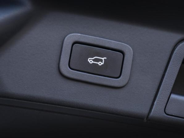 Land Rover Range Rover Velar I с пробегом 2019 года, цена 3 448 000 рублей, 113031 км, внедорожник, Автокод Объявления