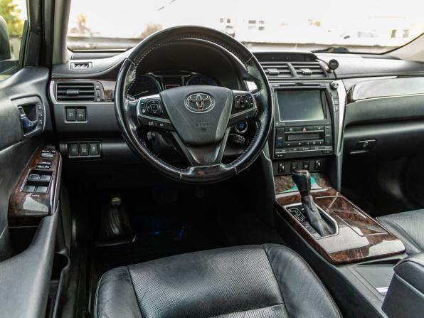 Toyota Camry VII (XV50) Рестайлинг с пробегом 2016 года, цена 2 198 000 рублей, 189164 км, седан, Автокод Объявления