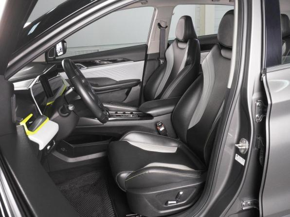 Geely Coolray I Рестайлинг с пробегом 2023 года, цена 2 099 000 рублей, 46821 км, внедорожник, Автокод Объявления