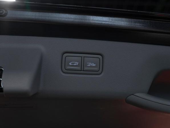 Hyundai Staria I с пробегом 2025 года, цена 8 050 000 рублей, 9570 км, минивэн, Автокод Объявления