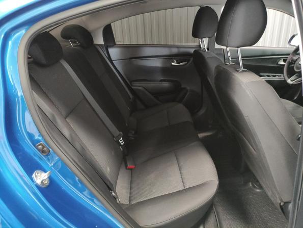 Kia Rio IV Рестайлинг с пробегом 2021 года, цена 1 740 000 рублей, 126000 км, седан, Автокод Объявления