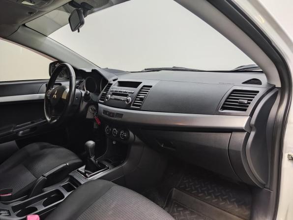 Mitsubishi Lancer X Рестайлинг с пробегом 2011 года, цена 820 000 рублей, 238977 км, седан, Автокод Объявления