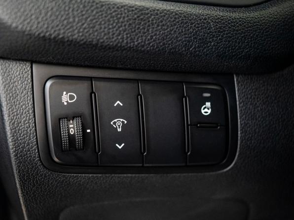 Kia Ceed II Рестайлинг с пробегом 2017 года, цена 1 349 000 рублей, 92050 км, хэтчбек, Автокод Объявления