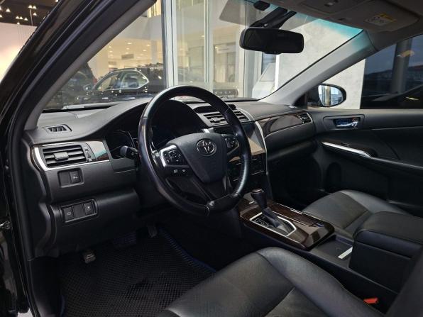 Toyota Camry VII (XV50) Рестайлинг с пробегом 2017 года, цена 2 229 000 рублей, 172574 км, седан, Автокод Объявления