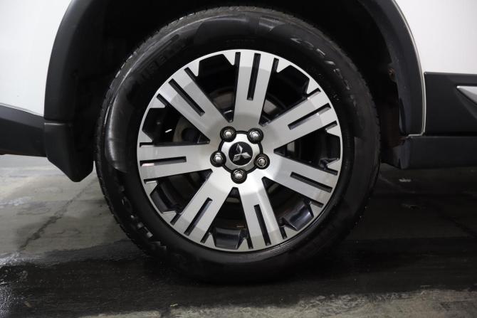 Mitsubishi Outlander III Рестайлинг 3 с пробегом 2018 года, цена 1 929 000 рублей, 109000 км, внедорожник, Автокод Объявления