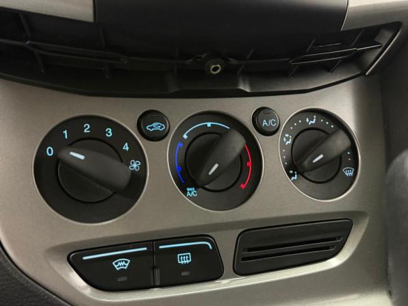 Ford Focus III с пробегом 2012 года, цена 790 000 рублей, 145982 км, хэтчбек, Автокод Объявления