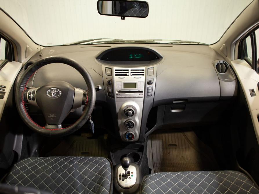 Toyota Yaris II Иваново  - изображение 19