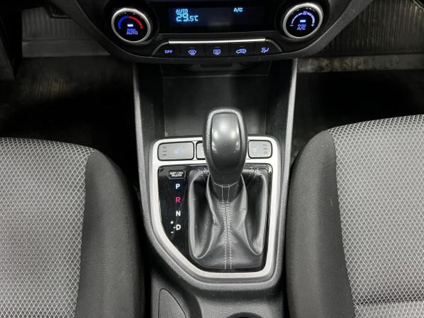 Hyundai Creta I с пробегом 2019 года, цена 1 780 000 рублей, 135050 км, внедорожник, Автокод Объявления