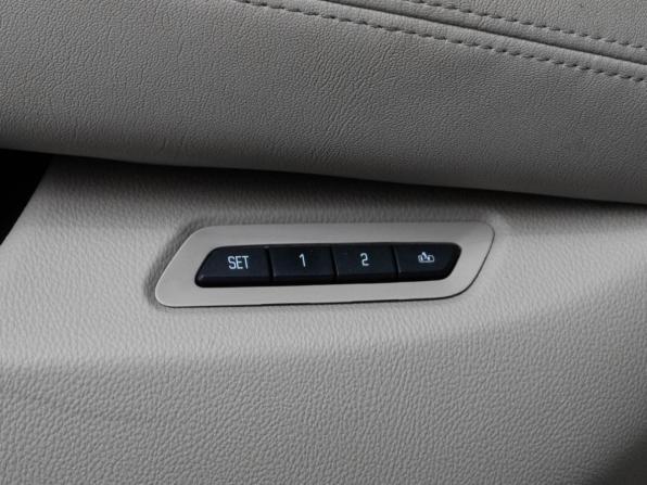 Cadillac Escalade IV с пробегом 2016 года, цена 3 099 070 рублей, 226129 км, внедорожник, Автокод Объявления